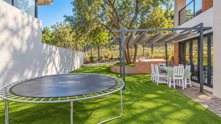 4 Bedroom Property for Sale in Magalies Golf Estate North West